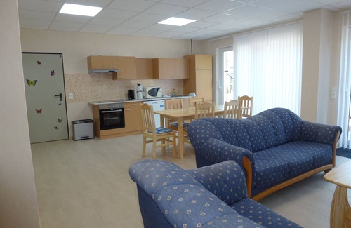 Cond Casa | XXL oasis de bienestar para 6 personas amigable para discapacitados