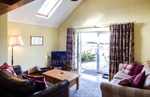 Holyhead Casa | Y Barcud