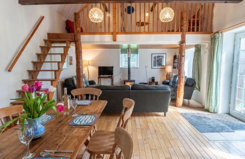 Bontnewydd Casa | Y Berllan