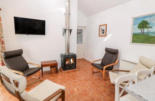 Bont Newydd Casa | Y Buarth