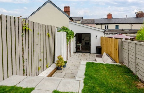 Usk Casa | Y Bwthyn in the beautiful Usk