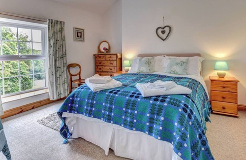 Machynlleth Casa | Esta tradicional y espaciosa casa de vacaciones en el corazón del cautivador campo de Gales