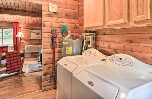 Troy Cabina | 'Yaakwards' Log Cabin in Yaak River Valley!