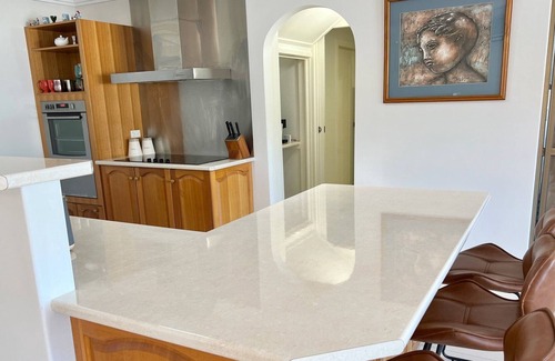 Port Macquarie Casa | Yabby House - pool, private Jetty, Port Canals