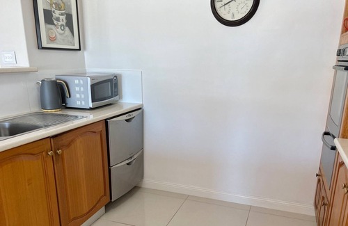 Port Macquarie Casa | Yabby House - pool, private Jetty, Port Canals