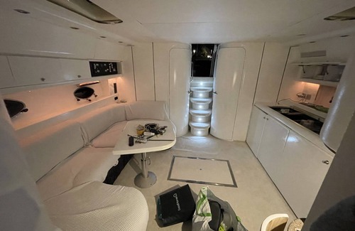 Pointe Croisette Alquiler De Eote | Yacht 17M Cannes Croisette Port Canto, 3 Bedrooms, air conditioning, tv