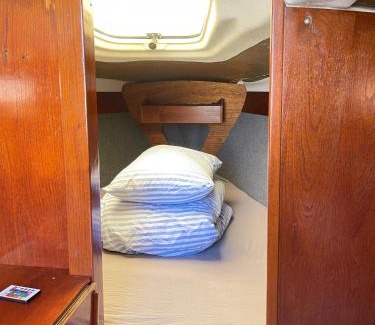 Vollen Alquiler De Eote | Yacht C&C