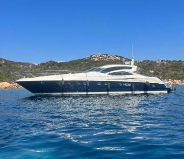 Arzachena Alquiler De Eote | Yacht Cantieri Sarnico 60 feet
