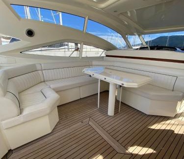 Arzachena Alquiler De Eote | Yacht Cantieri Sarnico 60 feet