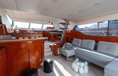 La Rochelle City Centre Alquiler De Eote | Yacht EVASION La Rochelle - Bateau insolite