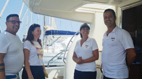 Santa Cruz de Tenerife Alquiler De Eote | Yacht Experience Tenerife 24h plus Tour with private Skipper & private Hostess all inclusive with Cocktails, Sandwiches and free Minibar