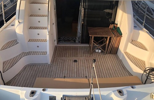Puerto Banus Alquiler De Eote | YACHT EXPERIENCE IN PUERTO BANUS