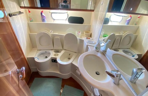Porto San Giorgio Alquiler De Eote | YACHT-KYRAL⭑⭑⭑⭑⭑Clima, Salotto, Wi-Fi,Bollicine