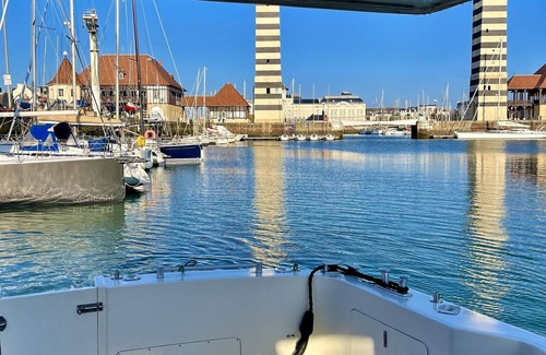 Trouville-sur-Mer Alquiler De Eote | Yacht Privé Deauville