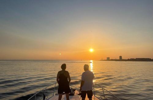 Les Sables d'Olonne Alquiler De Eote | yacht Twenty Seven