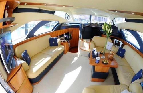 Downtown Miami Alquiler De Eote | Yachtime Luxury Yachts AZIMUT 50 2010