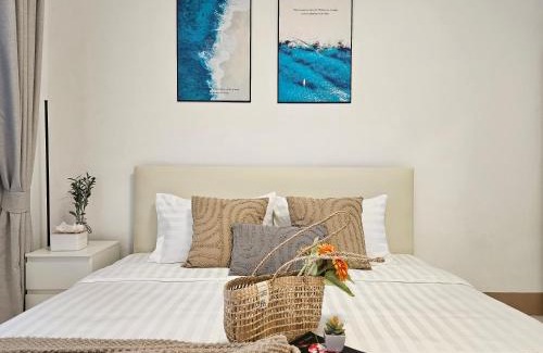 Thep Kasattri Casa | Yachting House Thalang Phuket,Near the beach and airport