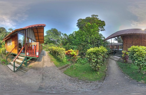 Región amazónica de Ecuador Cabina | YACUMA ECOLODGE