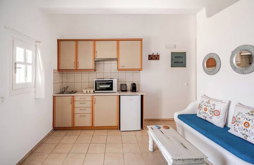 Panormos Casa | Yakinthos Residence