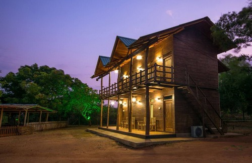 Palatupana Alquiler De RV | yala caravan village