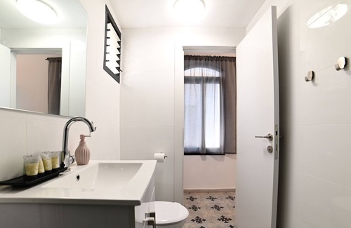 Tiberias Apartamento | YalaRent Bazelet Apartments