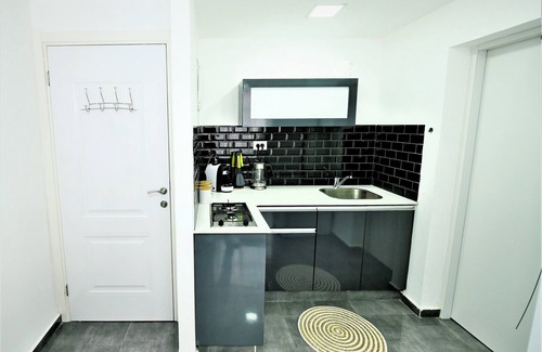 Eilat Apartamento | YalaRent Designed 1BR Apartments - Families only