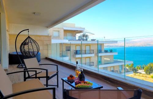 Tiberias Apartamento | Yalarent Europe apartments- Luxury big apartmens with lake view