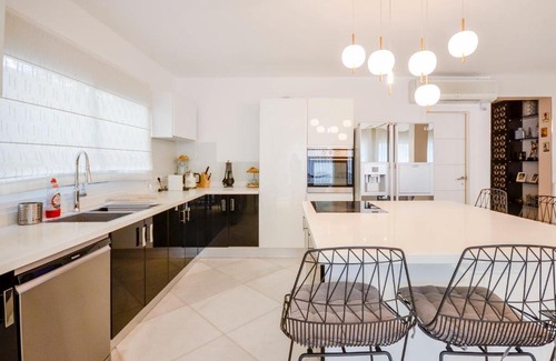 Eilat Villa | YalaRent Villa Belissimo with Private heated Pool