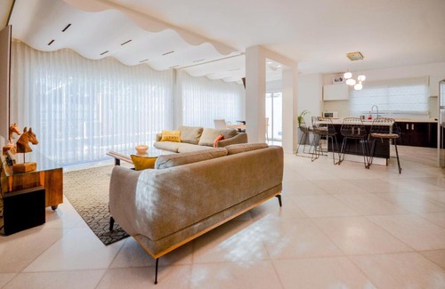 Eilat Villa | YalaRent Villa Belissimo with Private heated Pool