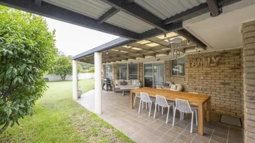 Yamba Casa | Yamba Family Seascape