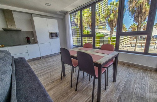 Las Palmas de Gran Canaria Chalet De Esquí | Yan Building 5B BY CanariasGetaway