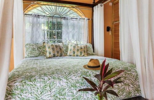Montego Bay Villa | YanceyLargo Estate - Newly Renovated 7BR Beautiful Two-Story w Gorgeous Mountain View villa