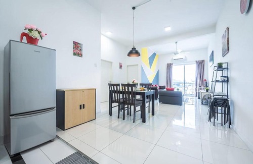 Bandar Puchong Jaya Apartamento | 阳光100 @ Cozy puchong sky.pod IOI mall for 8-10pax
