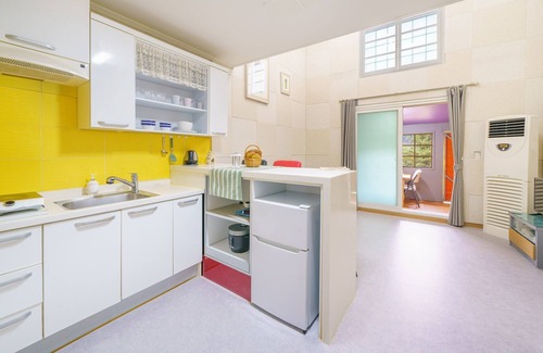 Seojong Casa | Yangpyeong Beulleosseom pet spa Pension