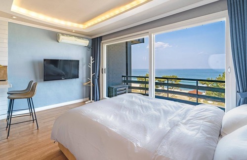 Sokcho Casa | Yangyang Baladeonbada Pension
