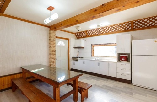 Sokcho Casa | Yangyang Seorak Badanamuro Pension