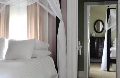 Historic Hill Cama Y Desayuno | Yankee Peddler Inn