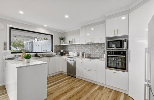 Point Lookout Casa | “Yarabin” is a completely renovated, spacious family home
