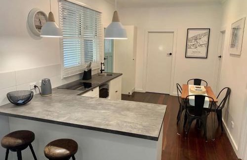 West Busselton Casa | Yaringa Cottage by the sea