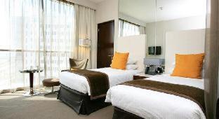 Abu Dhabi Hotel | Yas Plaza Circuit by IHG