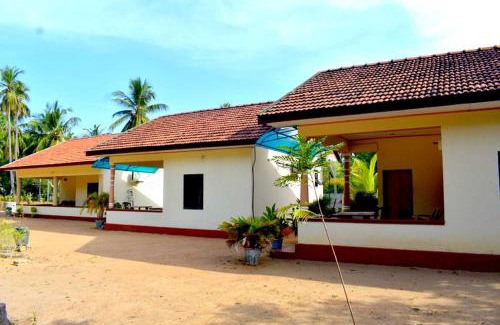 Pasikuda Casa | Yaswi Guest House