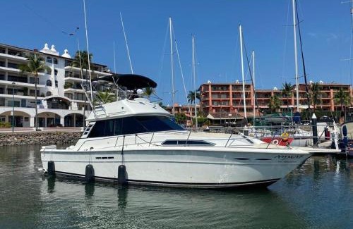 Marina Vallarta Alquiler De Eote | Yate aymar