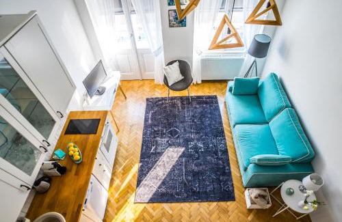 Szekesfehervar Apartamento | Ybl Apartment City Center
