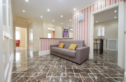 Quartiere XVII Trieste Apartamento | YCH-Elegante appartamento vicino Villa Ada