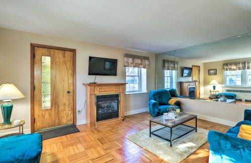 Yeadon Casa | Yeadon Townhome with Porch, 7 Mi to Center City