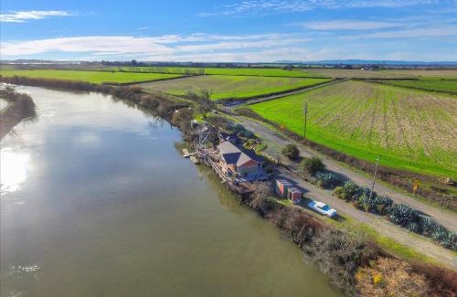 Isleton Casa | Year-round fishing, boating, birding, 1 hr from SF