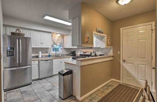 McGaheysville Casa | Year-Round Getaway < 1 Mi to Skiing + Waterpark!