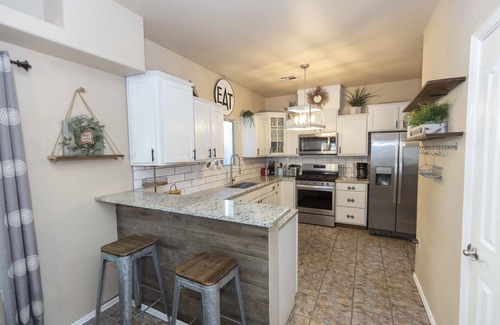 Las Cruces Casa | Year Round Heated Pool, Hot Tub, Pet Friendly