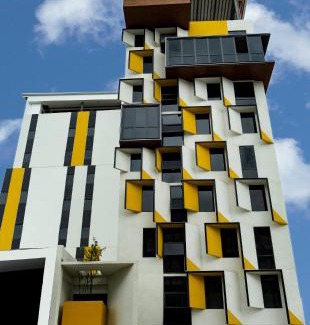 Lahug Hotel | Yello Hotel Cebu powered by Cocotel