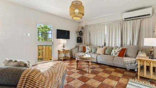 Rio Grande Apartamento | Yellow Beach House Unit B - 2 min walk from the Beach